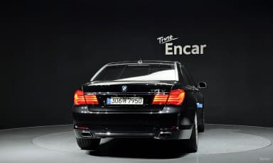 7 Series (F01)