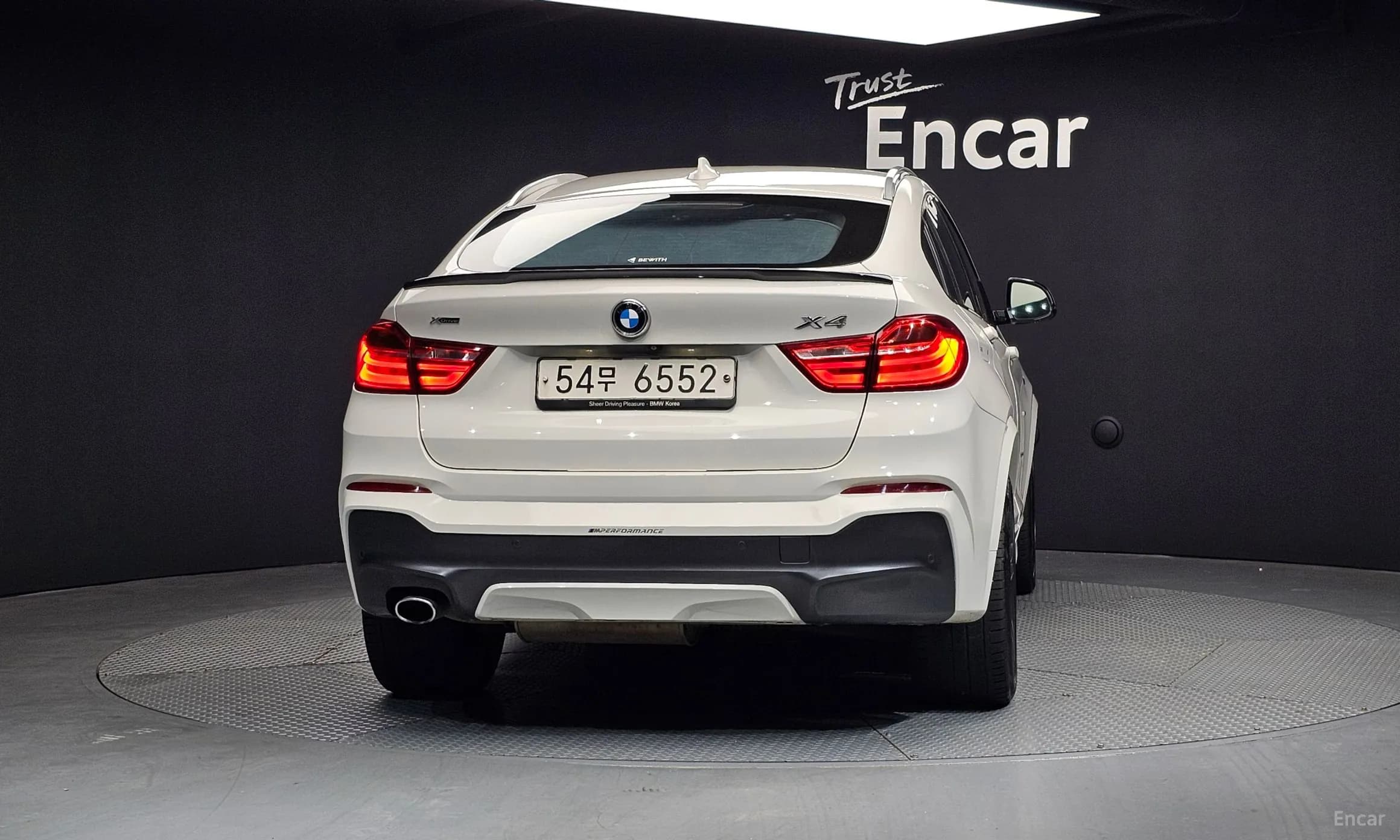 X4 (F26)