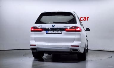 X7 (G07)