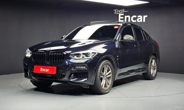 X4 (G02)