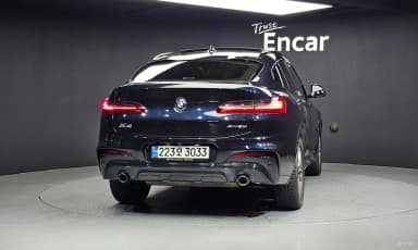 X4 (G02)