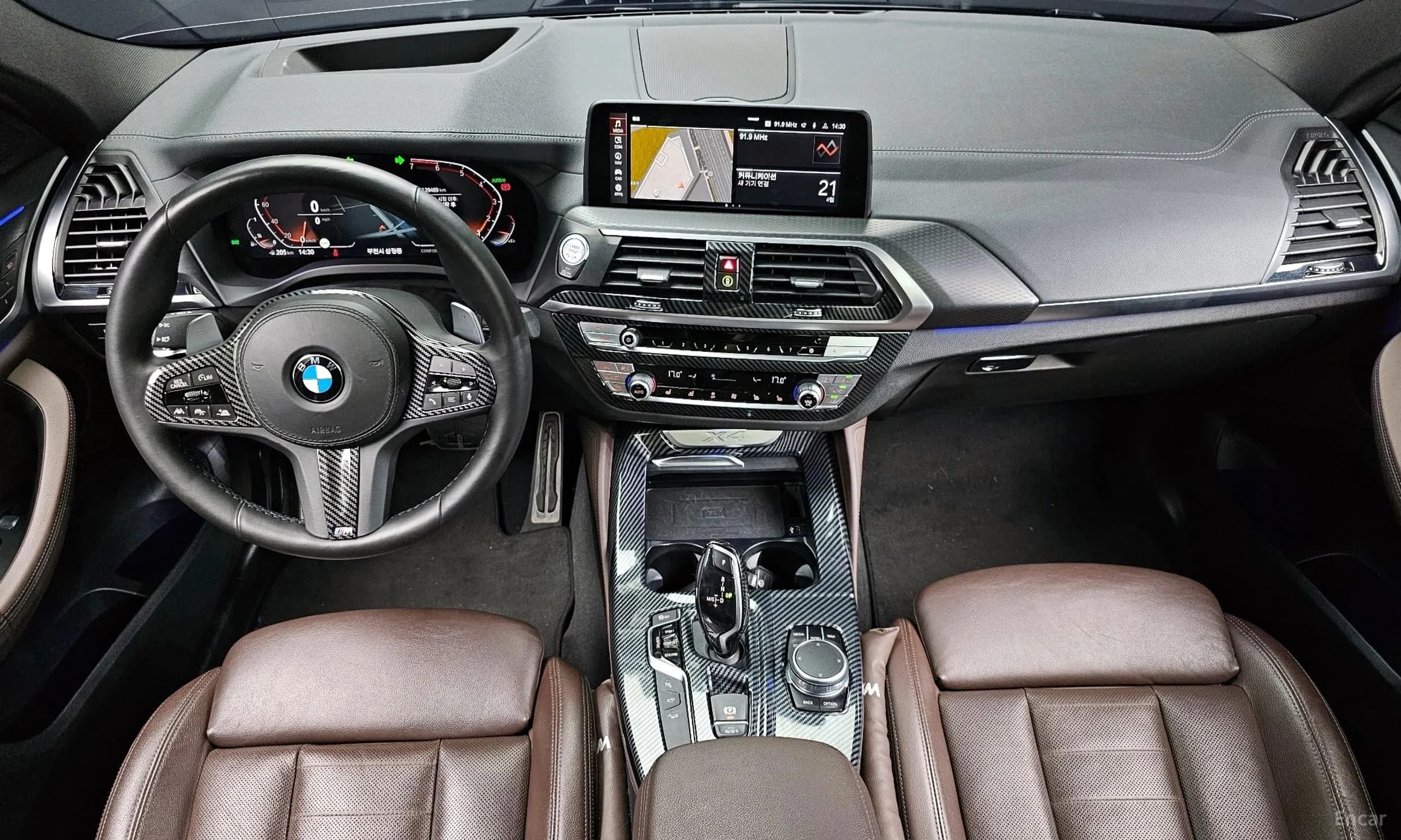 X4 (G02)