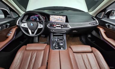 X7 (G07)