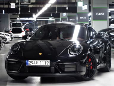 911 (992)
