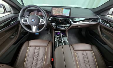 5 Series (G30)