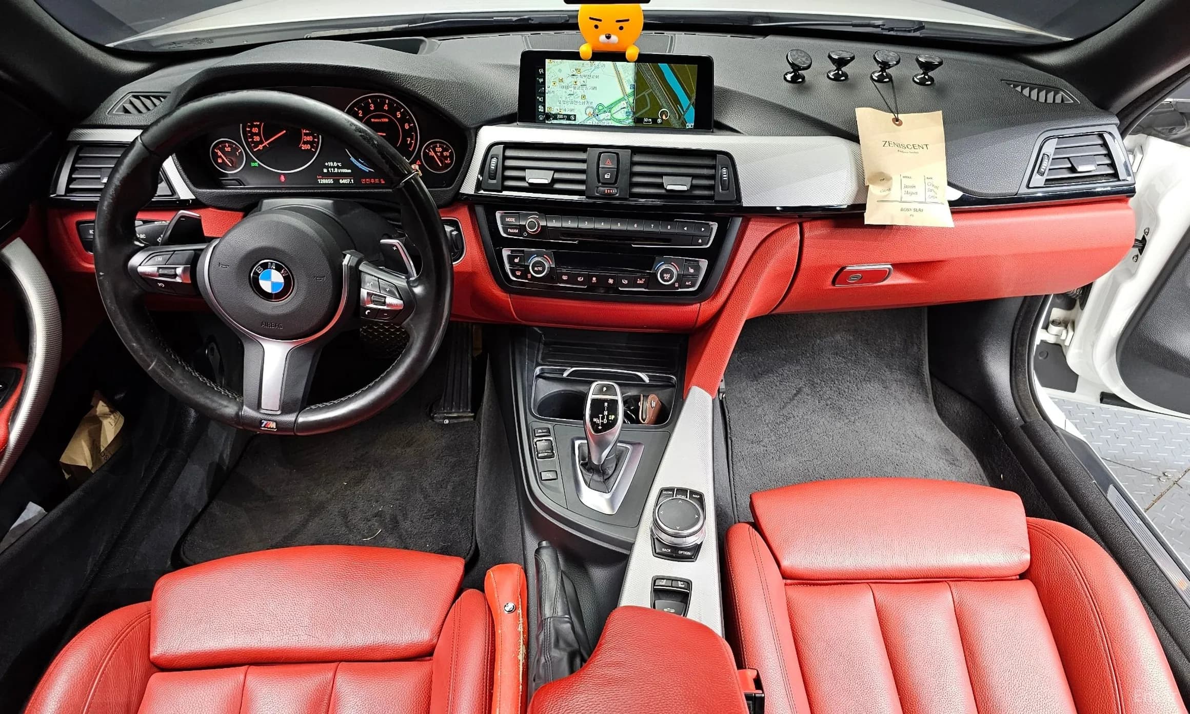 Series 4 (F32)