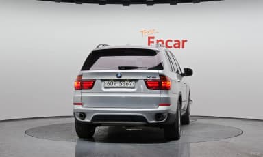 X5 (E70)