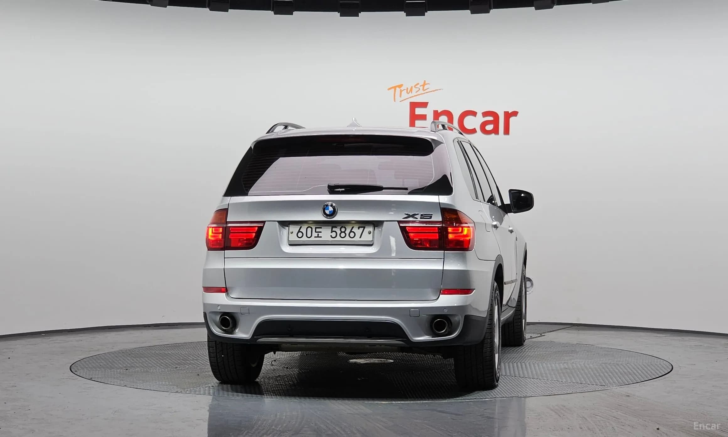 X5 (E70)
