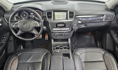 M-Class W166