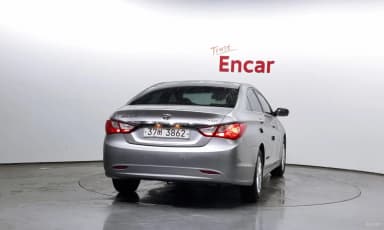 YF Sonata
