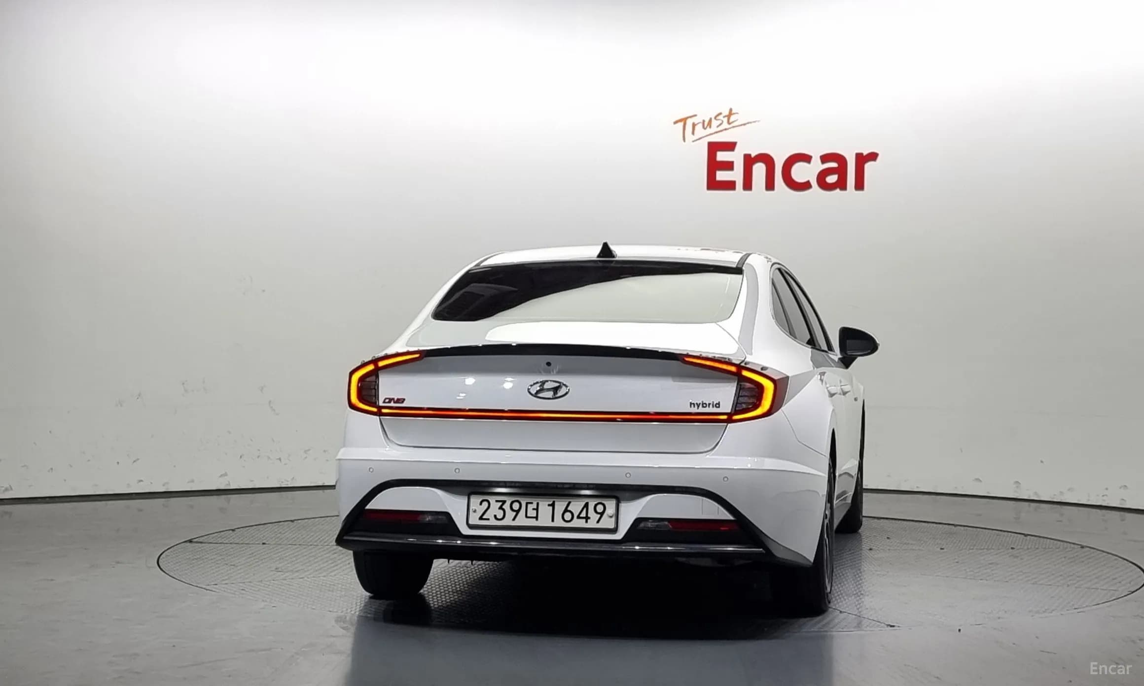 Sonata Hybrid (DN8)