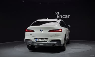X4 (G02)