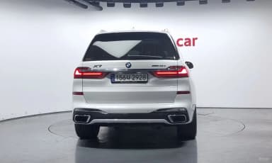 X7 (G07)