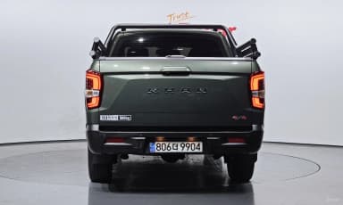 Rexton Sports Khan
