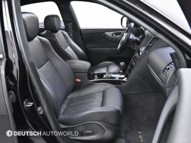 QX70
