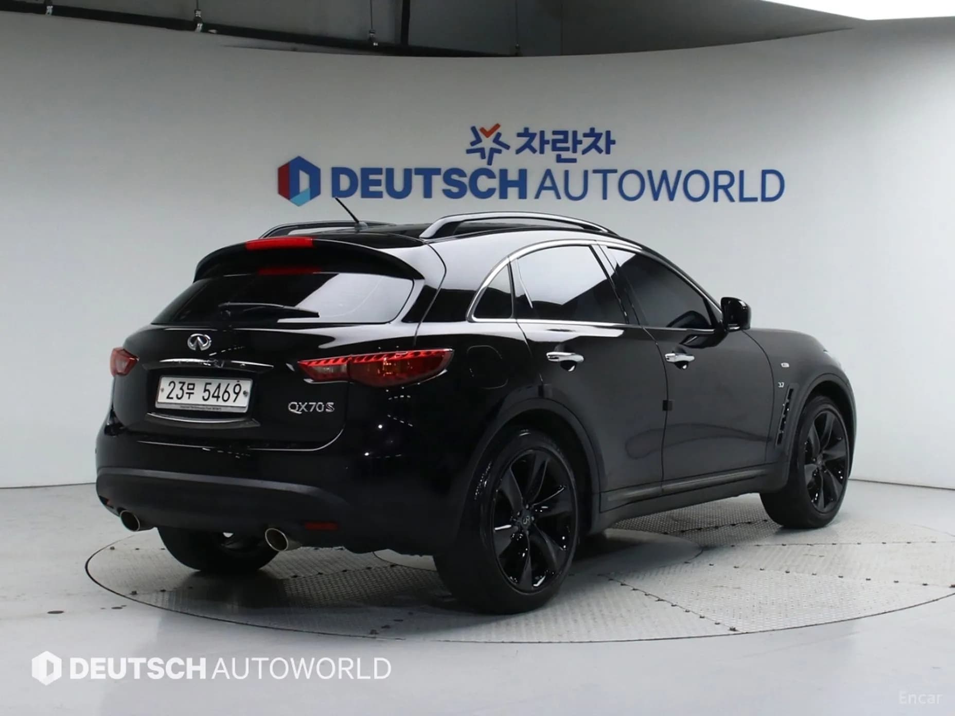 QX70