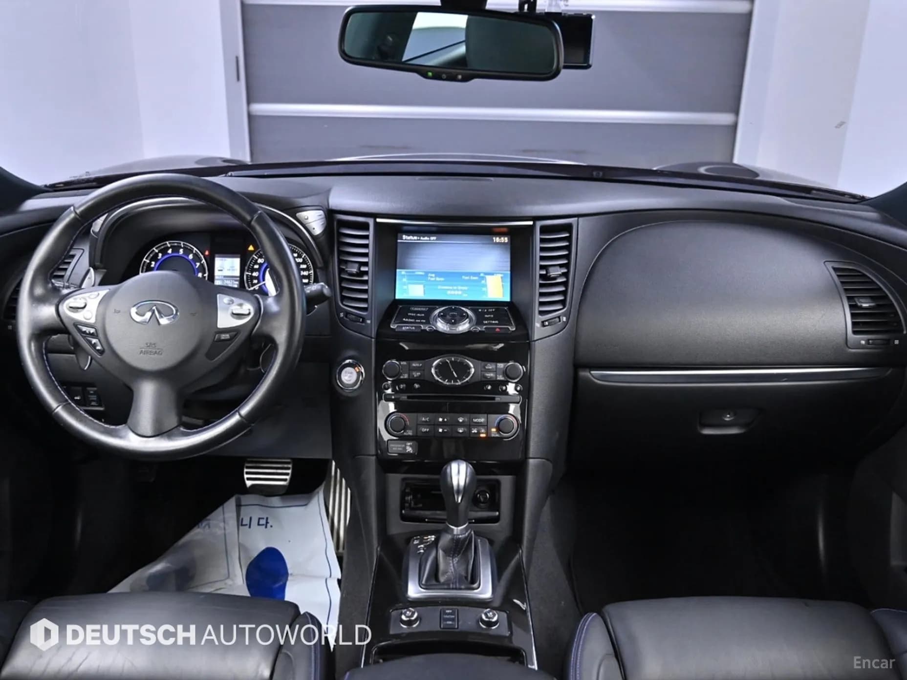 QX70