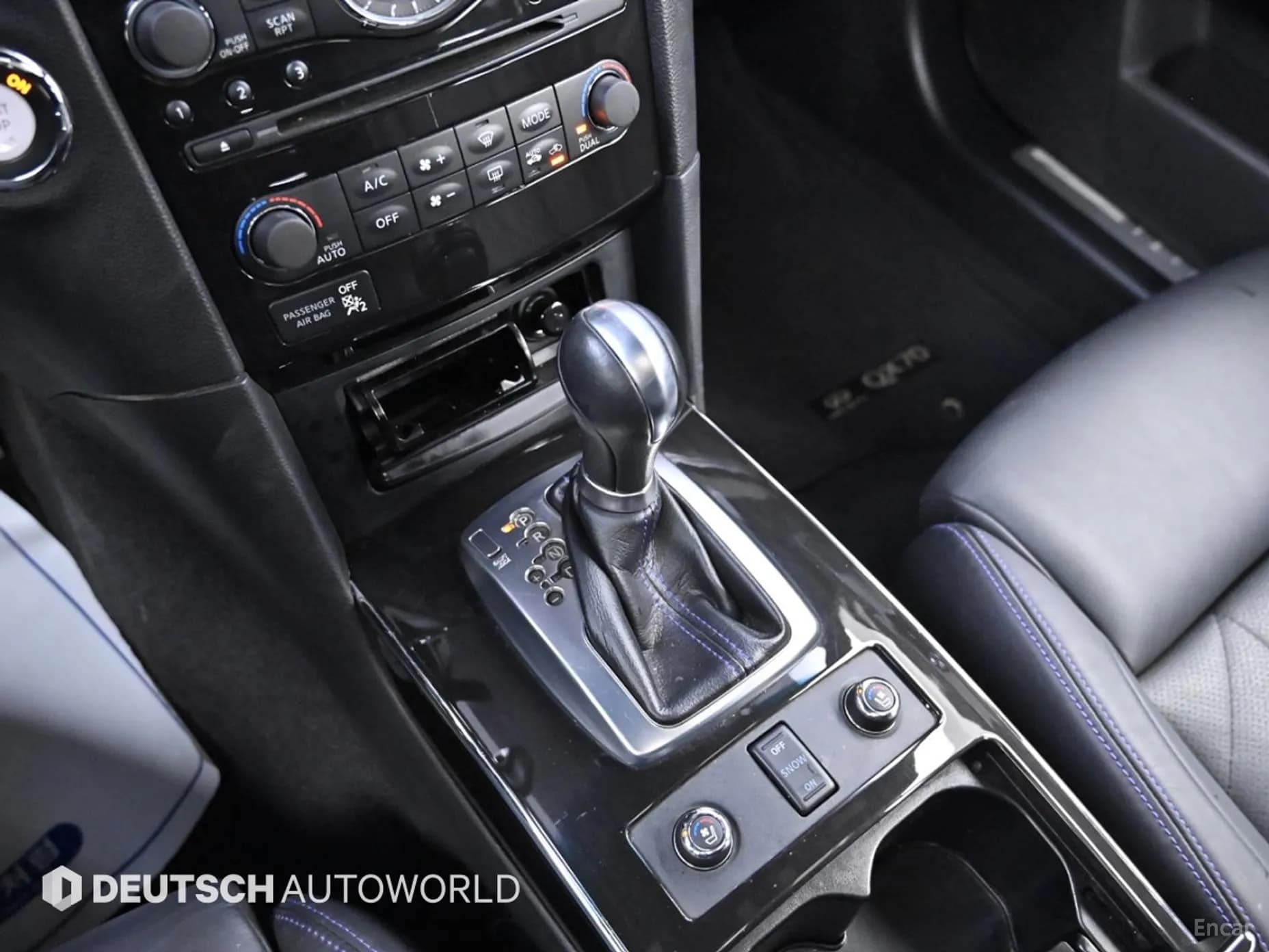 QX70