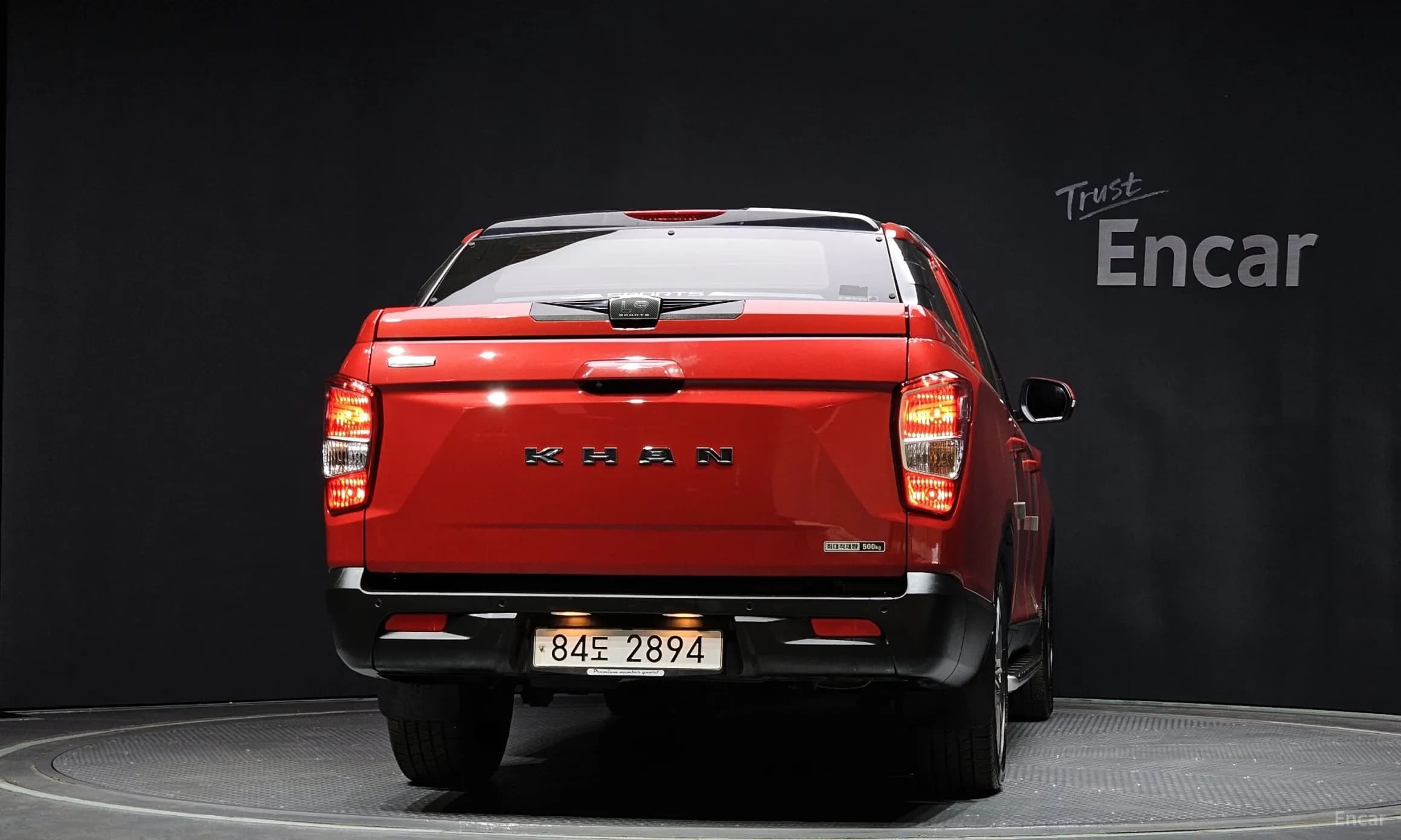 Rexton Sports Khan