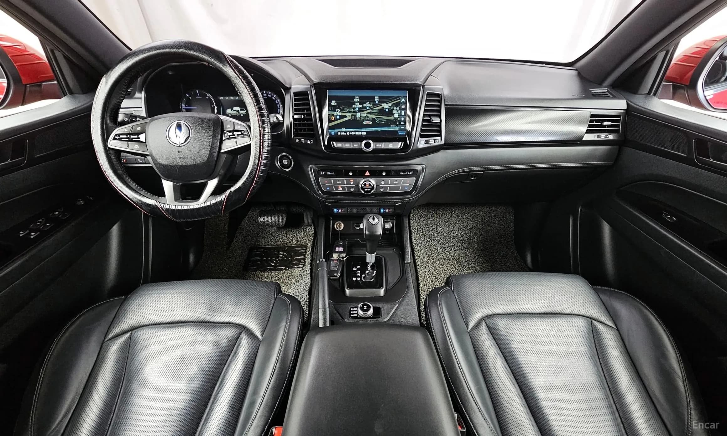Rexton Sports Khan