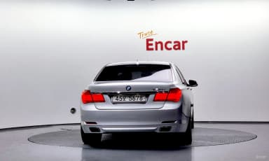 7 Series (F01)