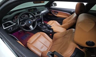 Series 4 (F32)