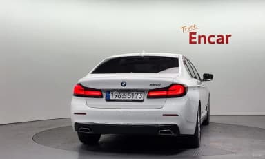 5 Series (G30)