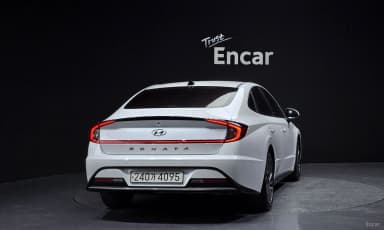 Sonata Hybrid (DN8)