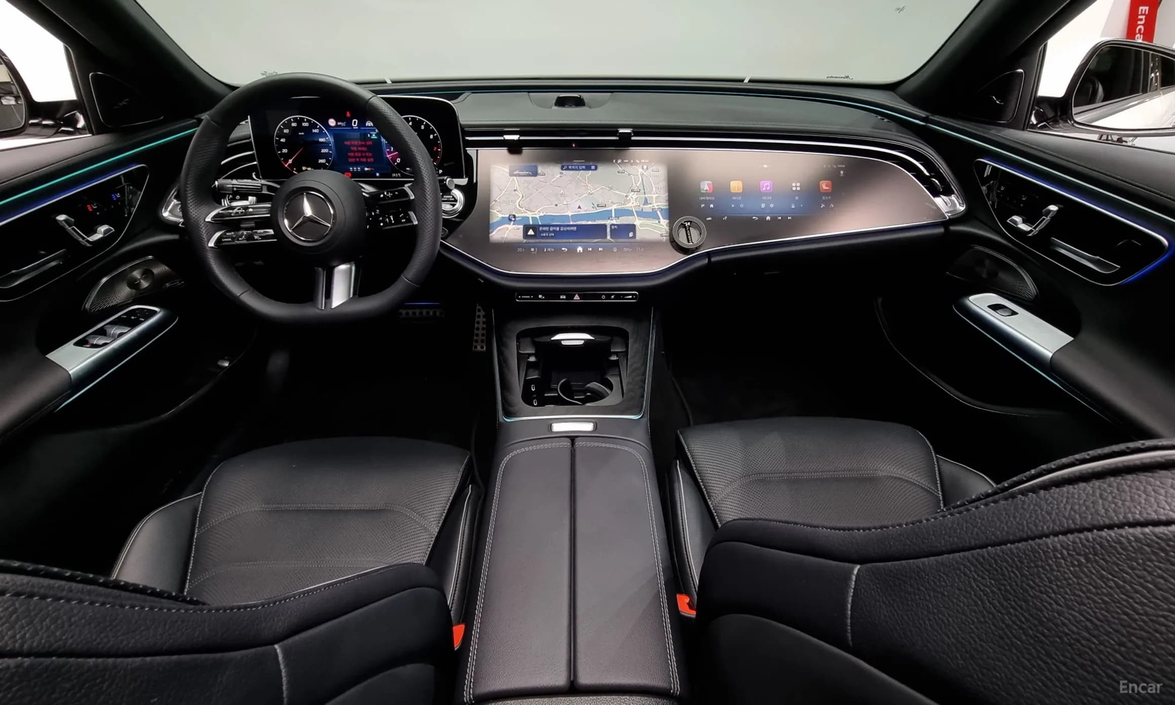 E-Class W214