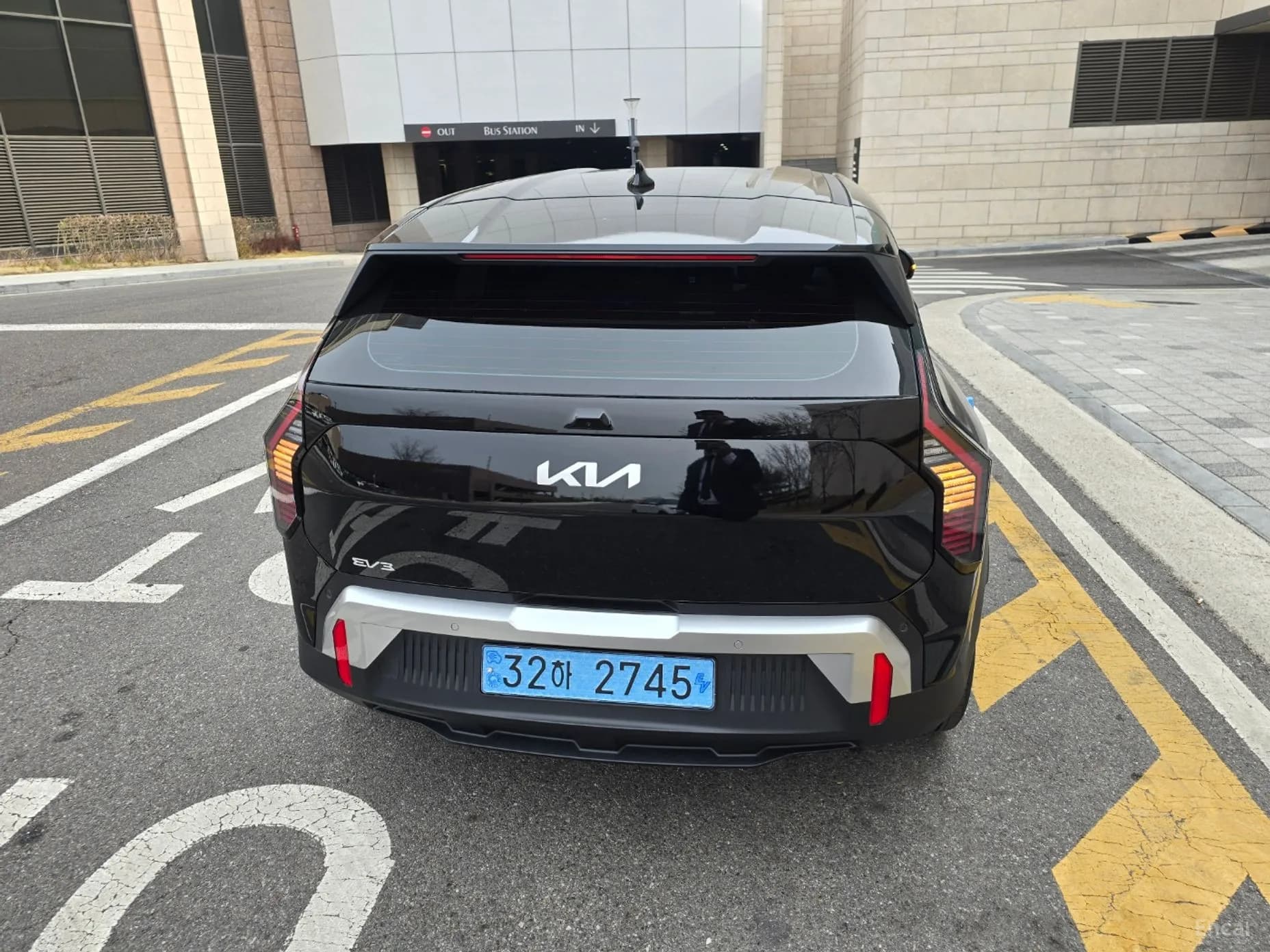 EV3