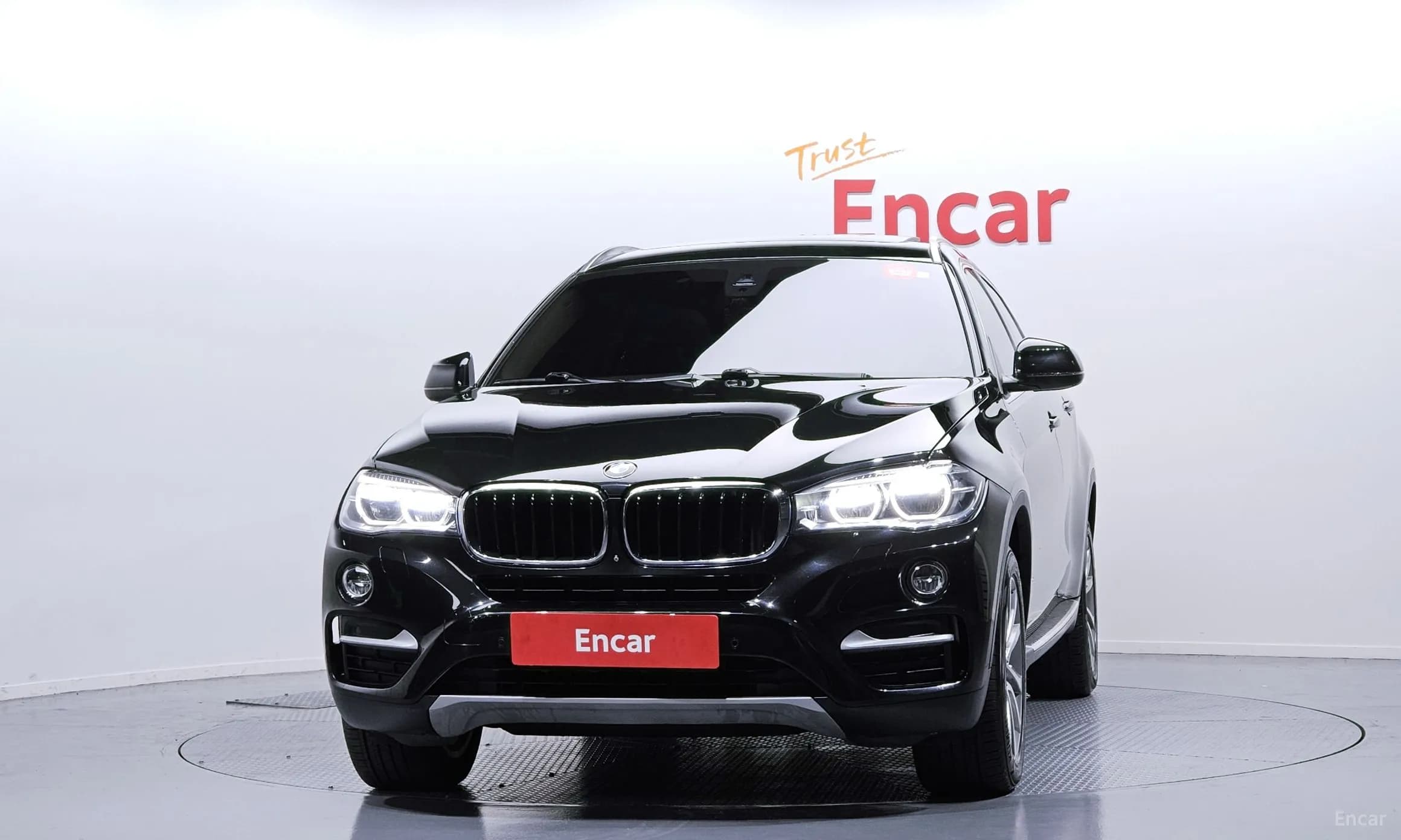 X6 (F16)