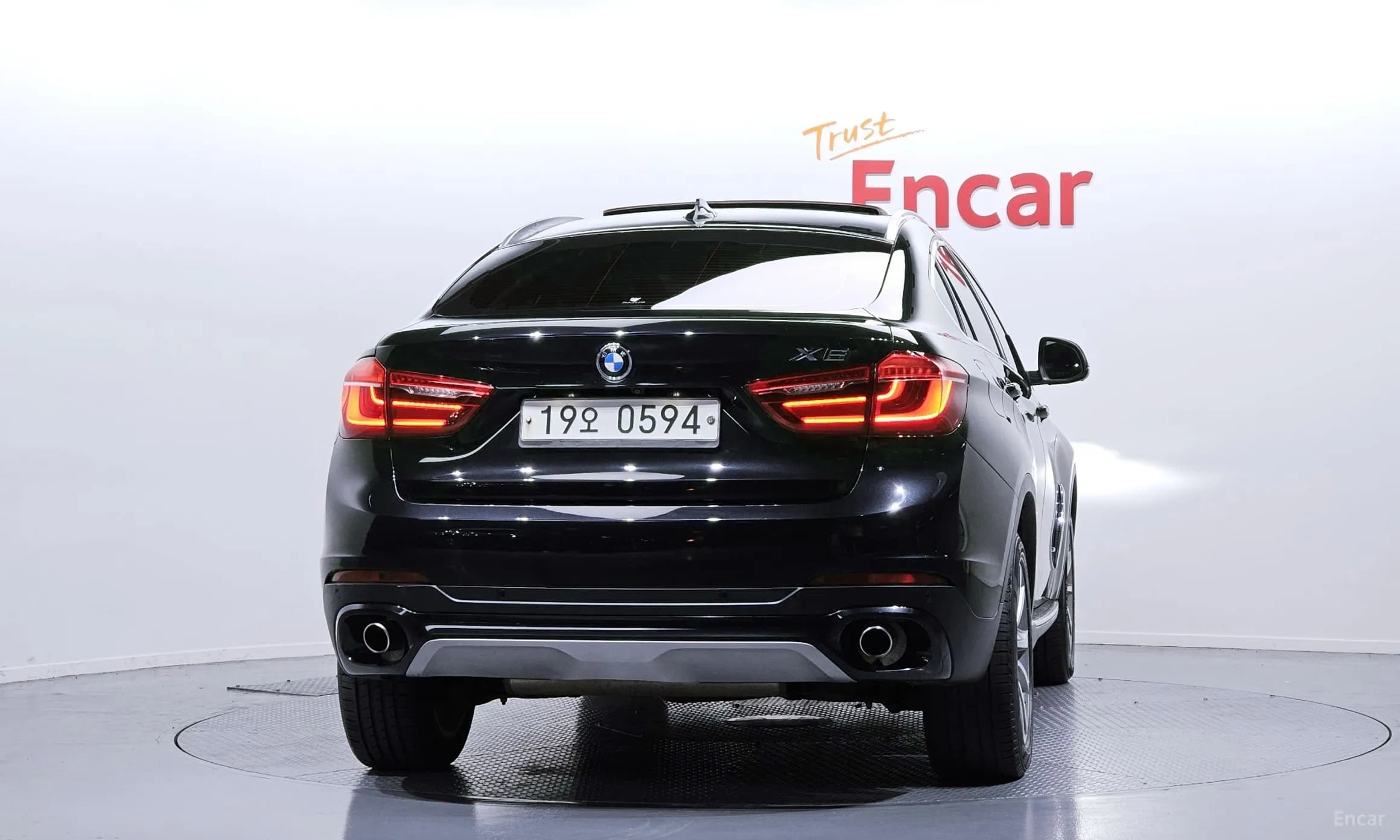 X6 (F16)
