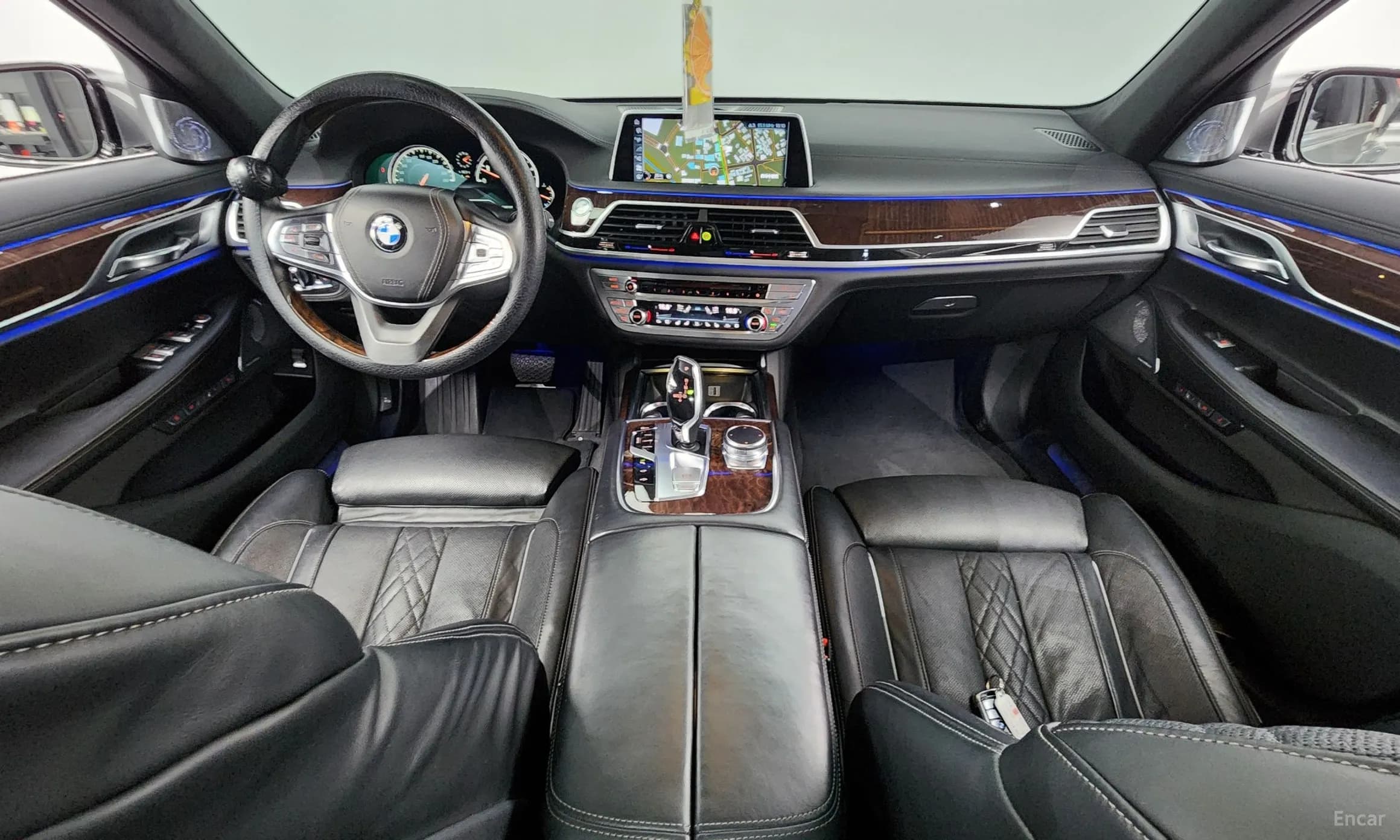 7 Series (G11)