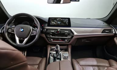 5 Series (G30)