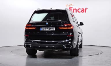 X7 (G07)