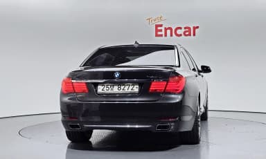 7 Series (F01)
