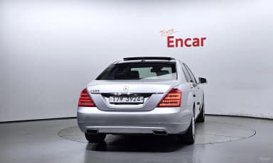 S-Class W221