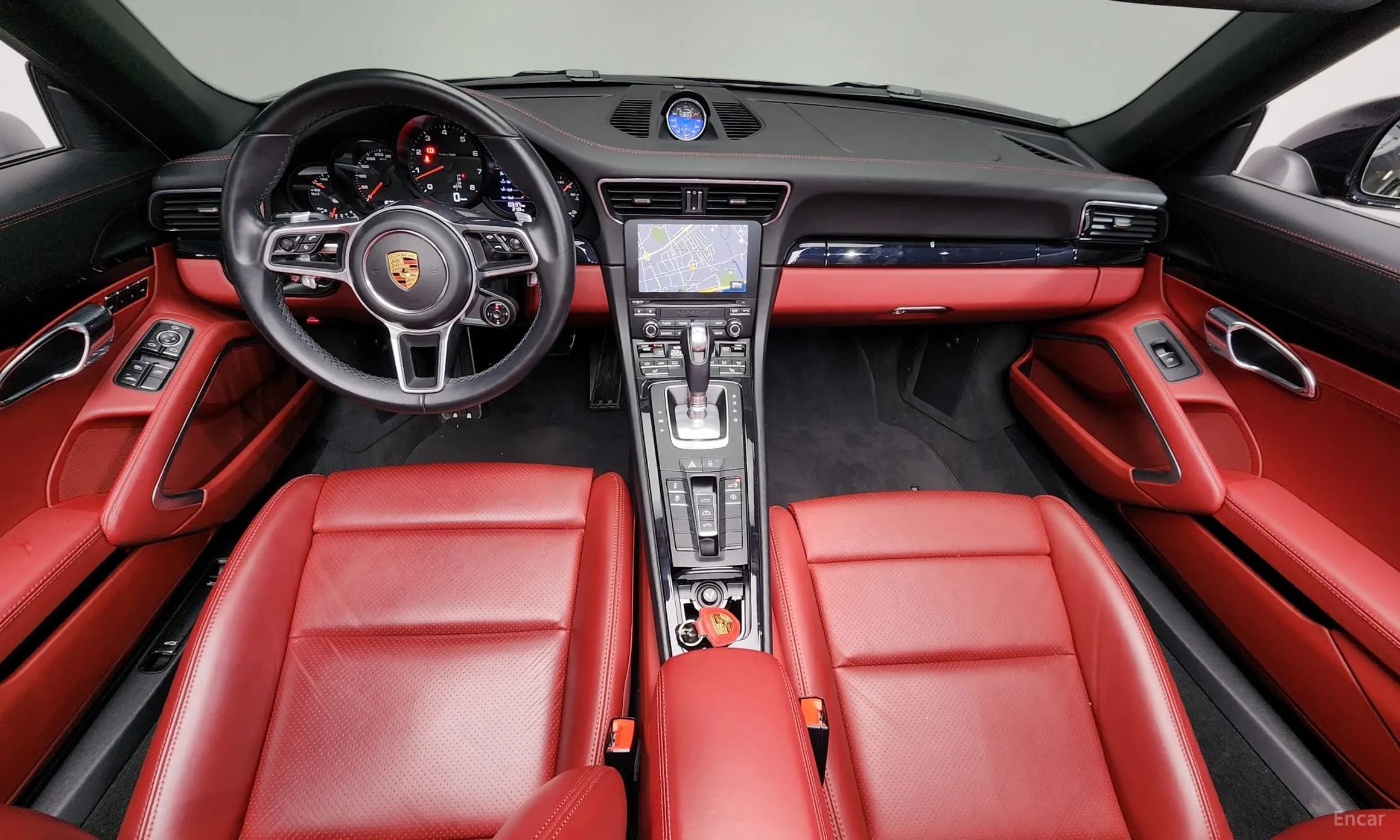 910