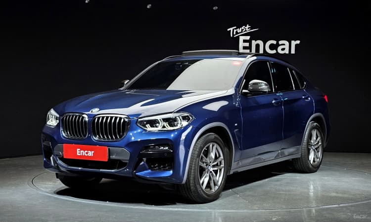 X4 (G02)