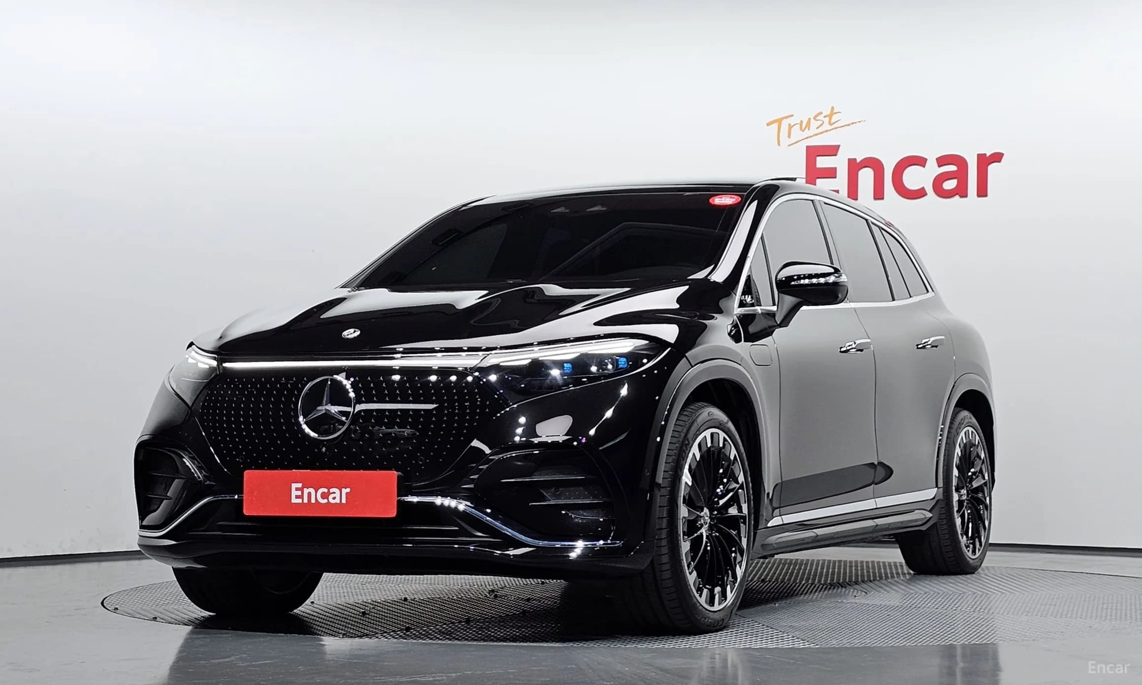 EQS SUV X296