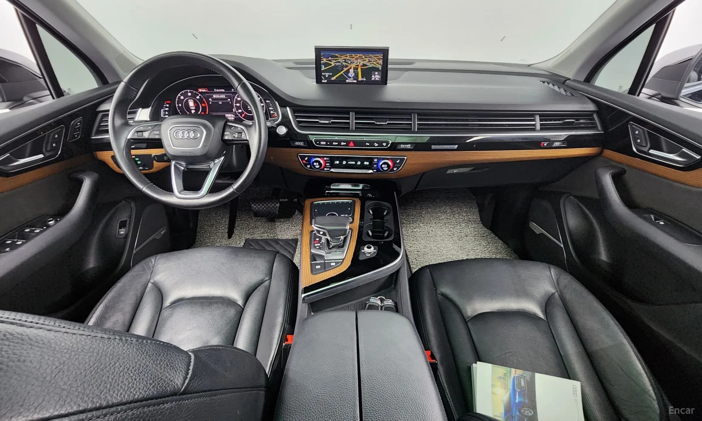 Q7 (4M)