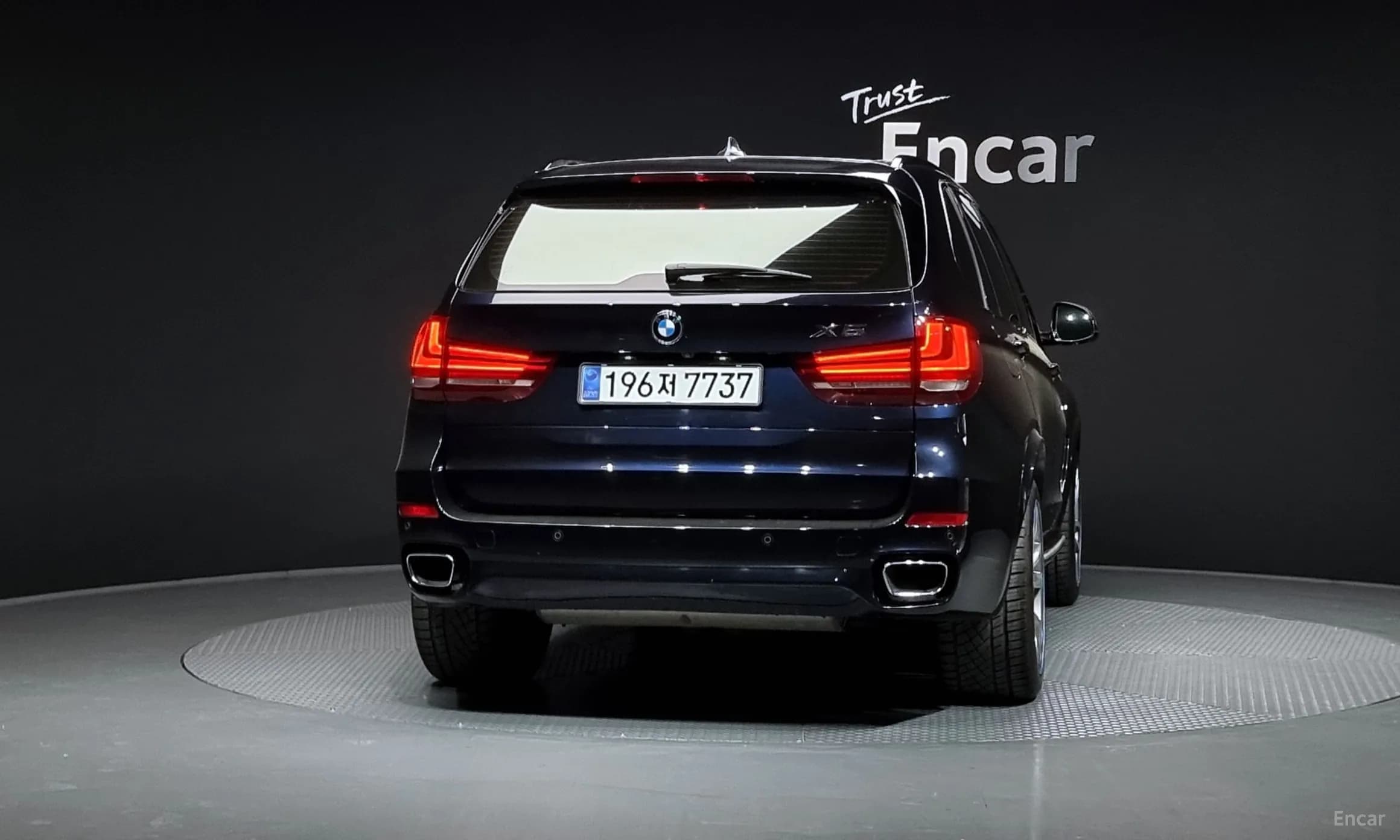 X5 (F15)