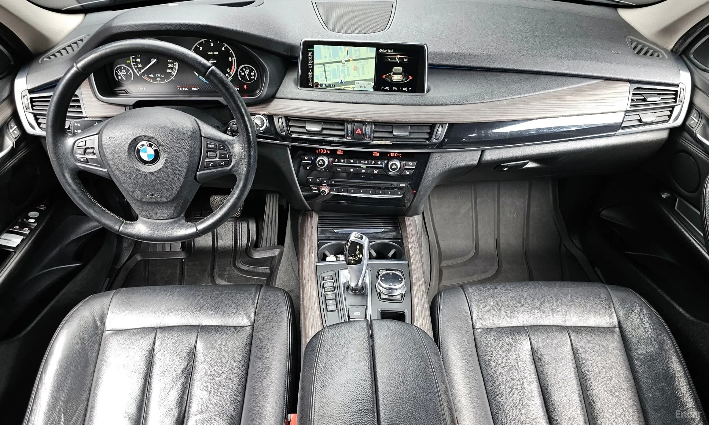 X5 (F15)
