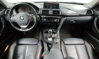 Series 4 (F32)