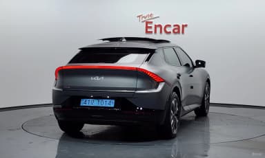 EV6