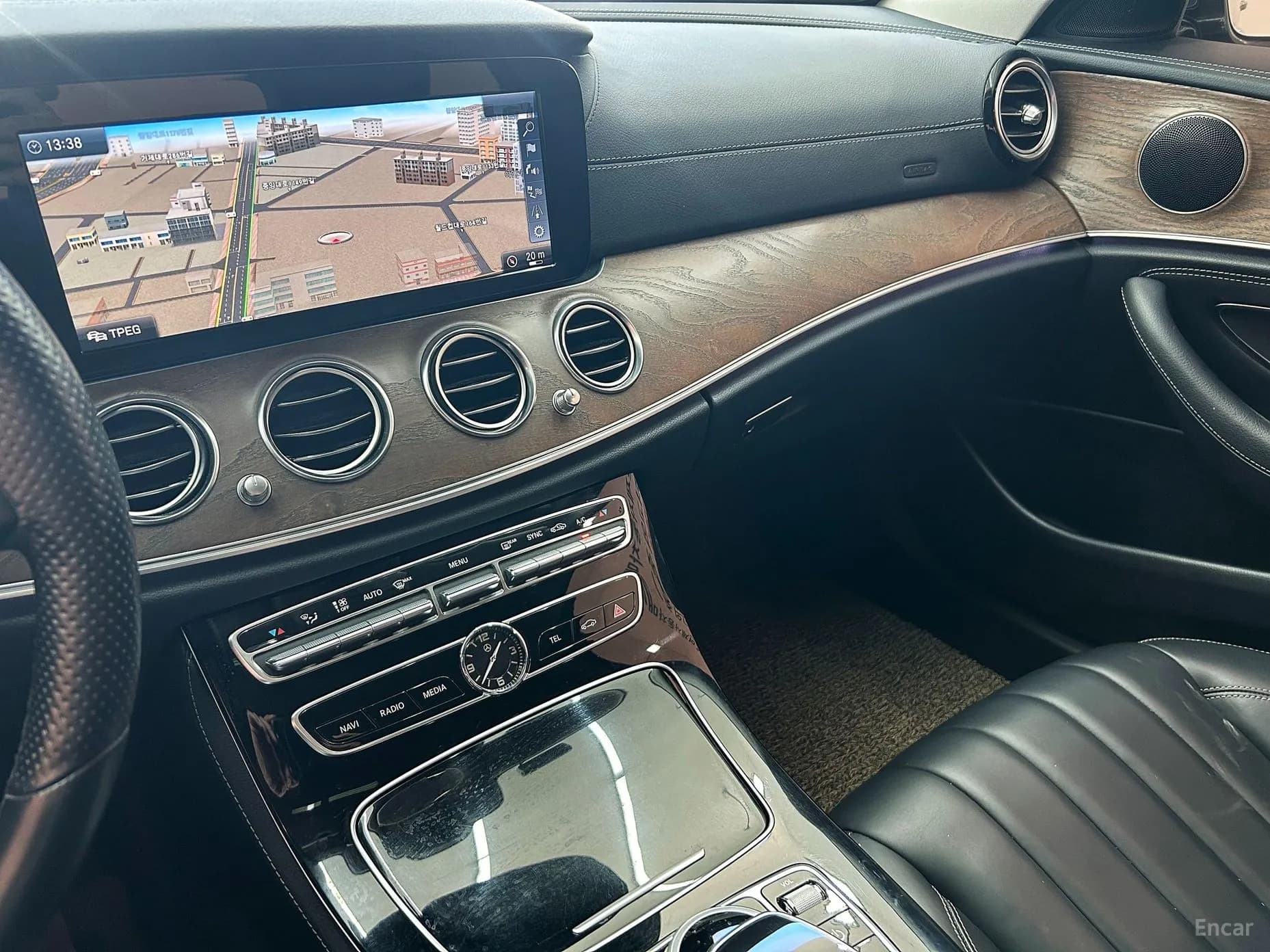 E-Class W213