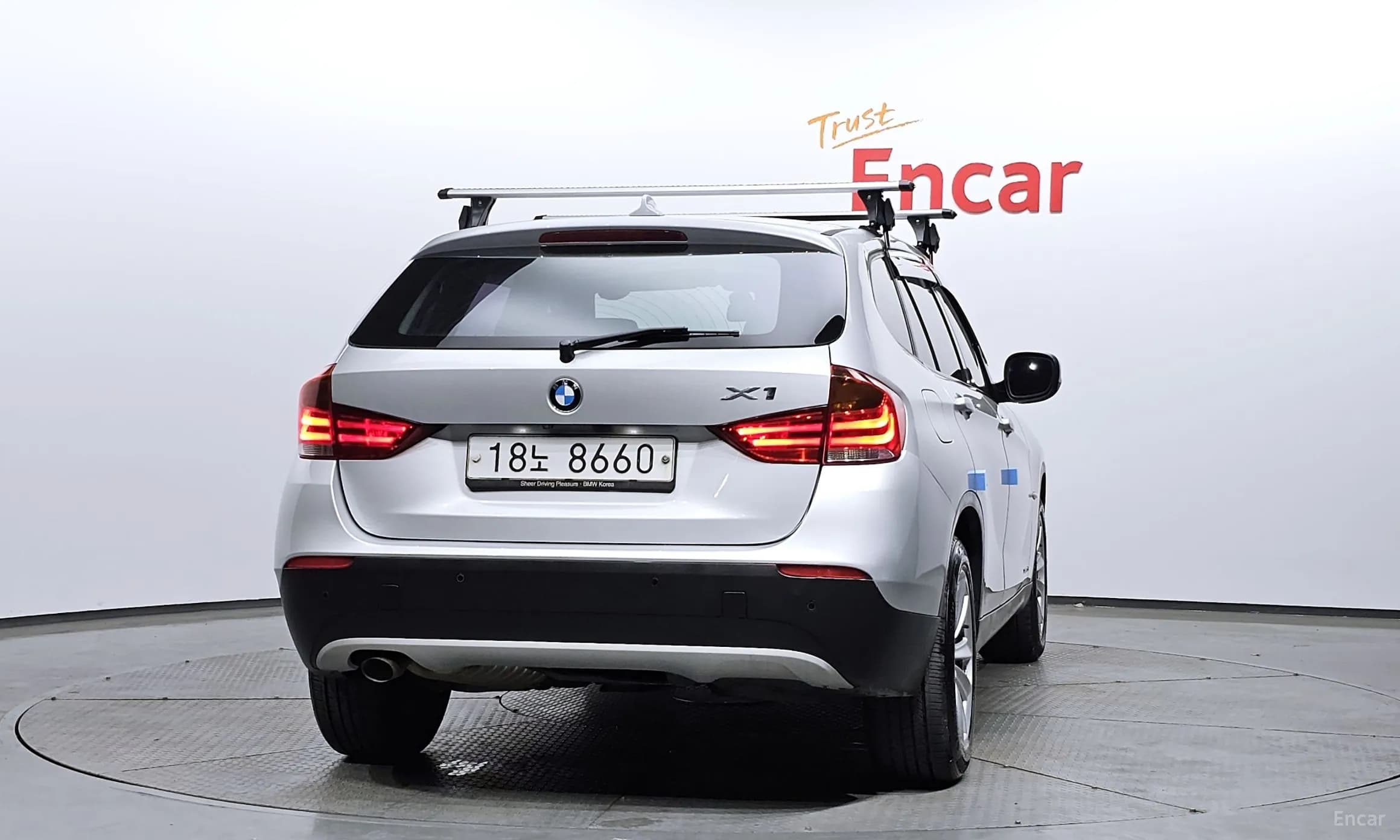 X1 (E84)