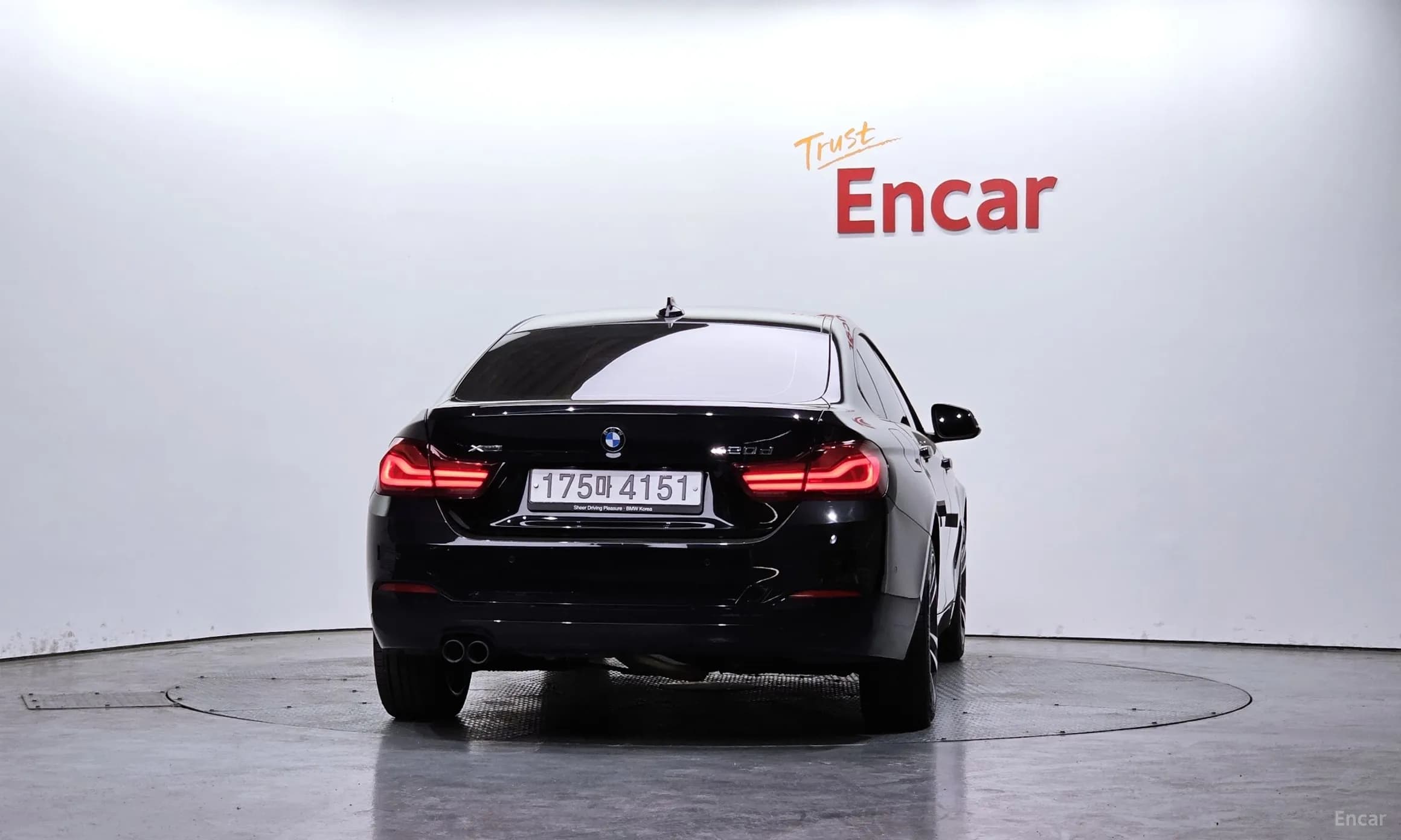 Series 4 (F32)