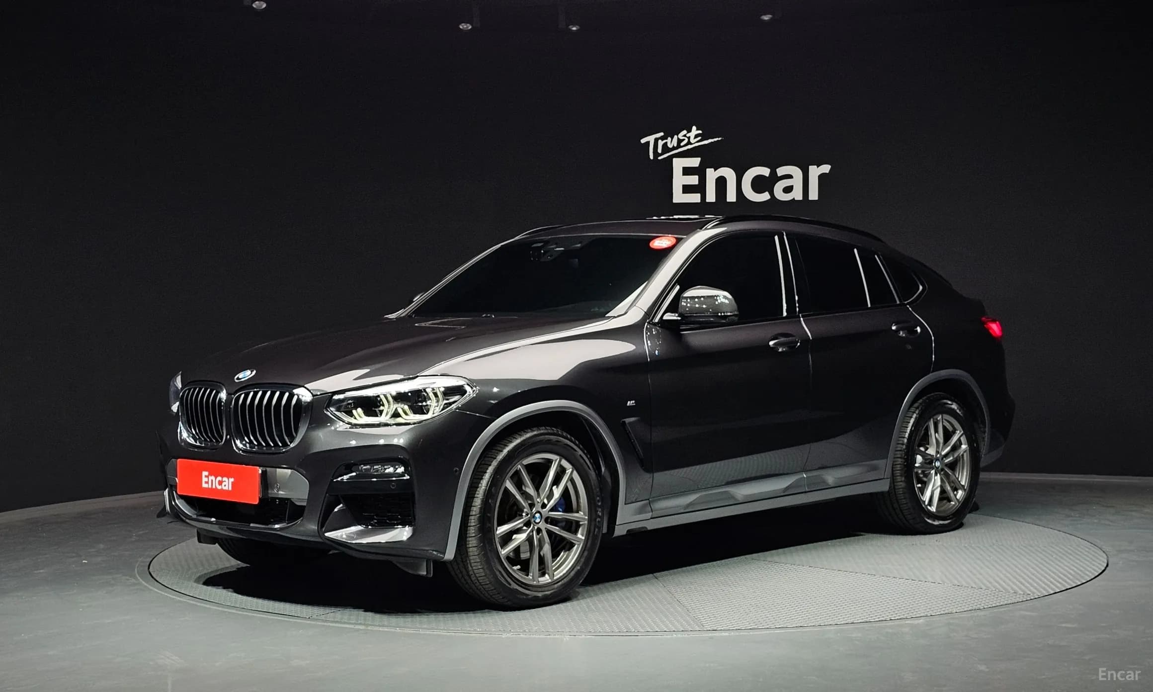 X4 (G02)