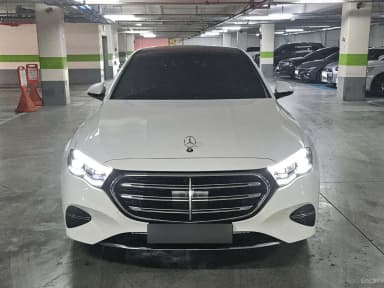 E-Class W214